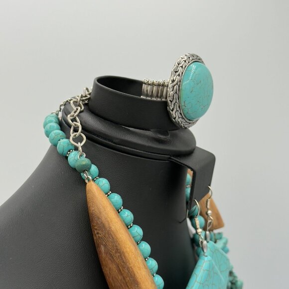 Chico's Costume Jewelry Lot Faux Turquoise Beaded Necklaces Layering Pieces - Picture 10 of 16